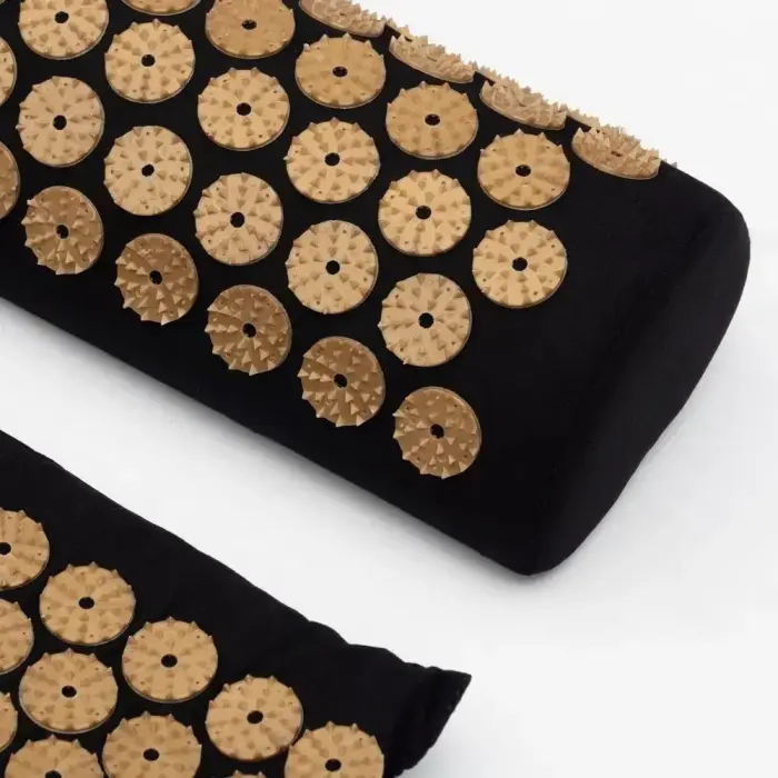 Acupuncture massage pad set with pillow and cover black gold Photo